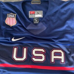 Nike Team USA Hockey Jersey Size L